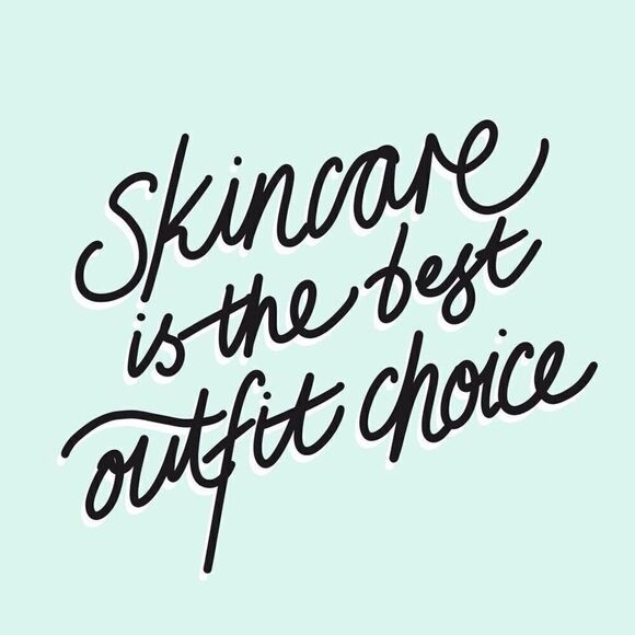 Simple Sensitive Skin Experts Water Boost Hydrating Booster Primer - Picture 2 of 8